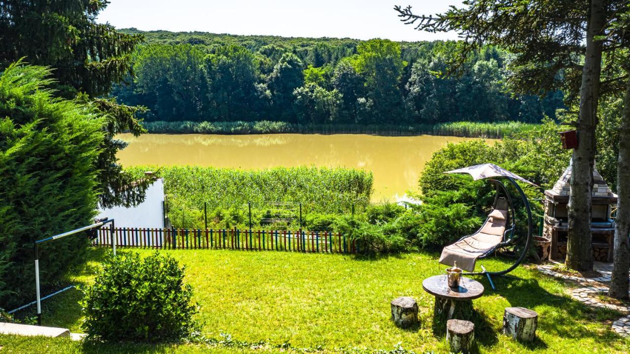 Вила Теkето I Vila Teketo Family Guest House Nikolovo ภายนอก รูปภาพ