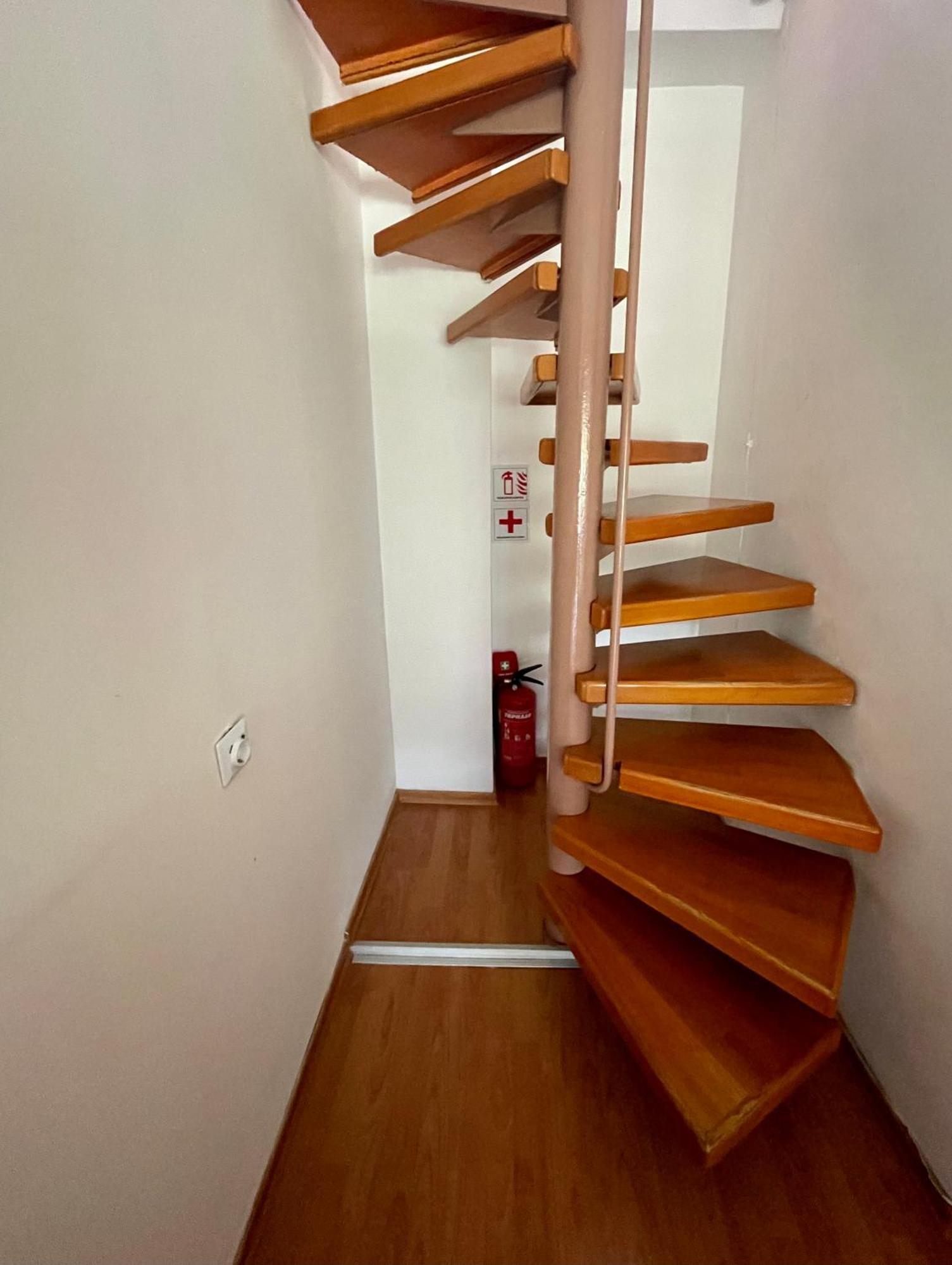 Вила Теkето I Vila Teketo Family Guest House Nikolovo ภายนอก รูปภาพ
