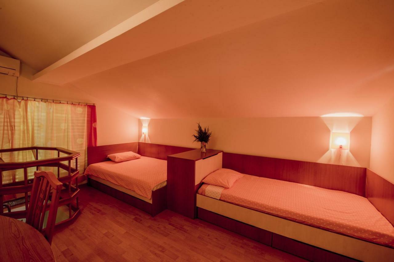 Вила Теkето I Vila Teketo Family Guest House Nikolovo ภายนอก รูปภาพ